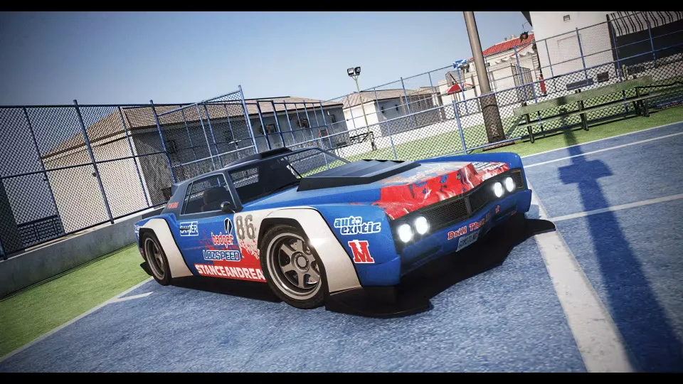 300+ Lore Friendly Vehicles: Tuners, Trucks and EVs - preview screenshot 22